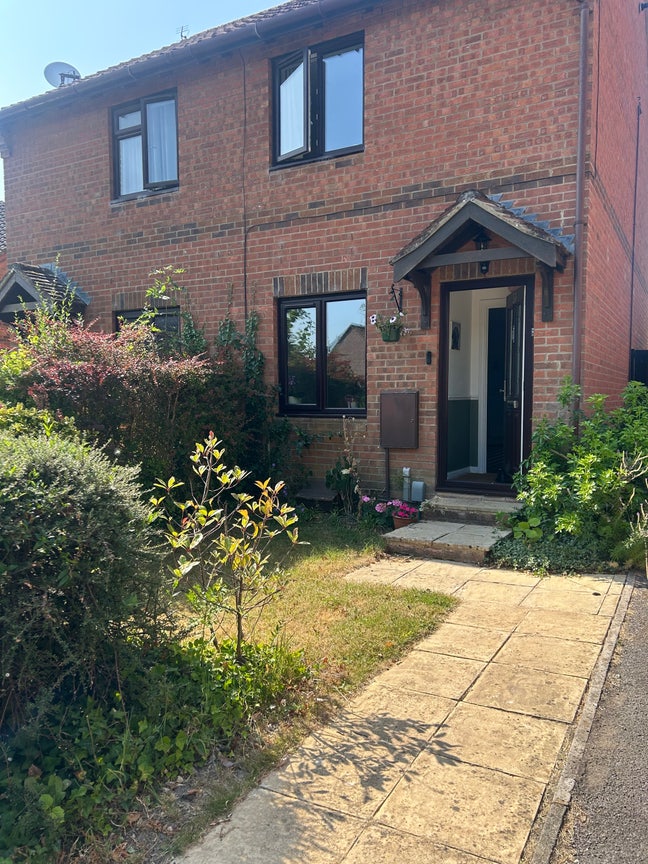 Double room available in Badger Farm Main Photo