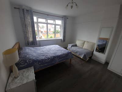 Very Large Furnished Room - Shared House Fishponds Main Photo