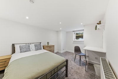🌟 One of the Best Professional Homes In Leeds Main Photo