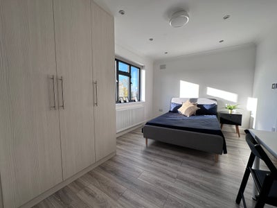 Double Ensuite Room Premium Clean Quiet House Main Photo