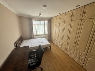 Double Room inc bills - Boston Manor W7 Main Photo