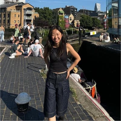 31 year old Female seeks a single or double room Main Photo