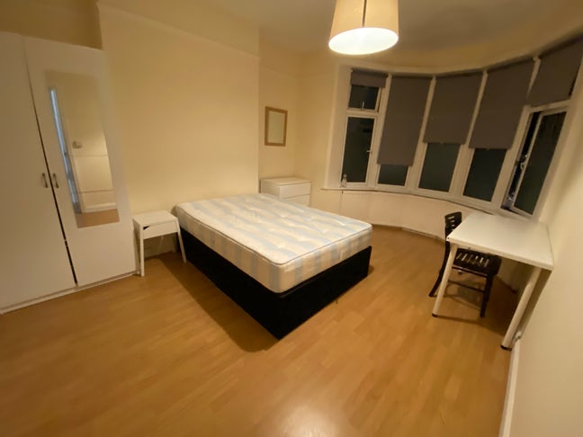 Huge Double Room | Kensal Rise *NW10* Main Photo