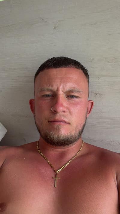 26 year old Male seeks a single or double room Main Photo