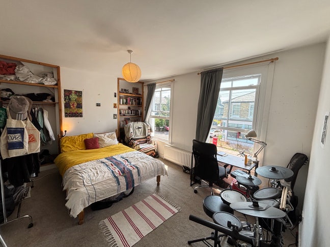Large double room in New Cross Gate Main Photo