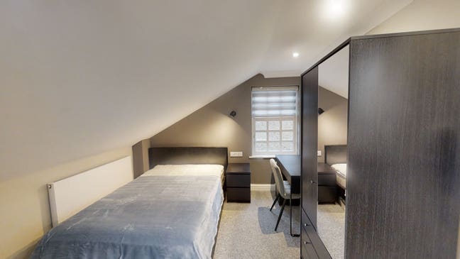  High End Luxury Rooms  Main Photo