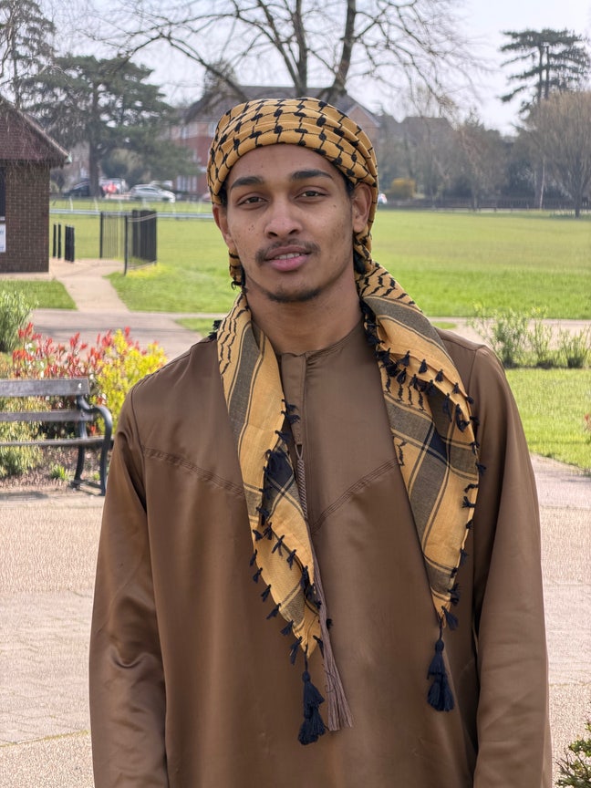 I am a male student aged 24. I am looking for... Main Photo