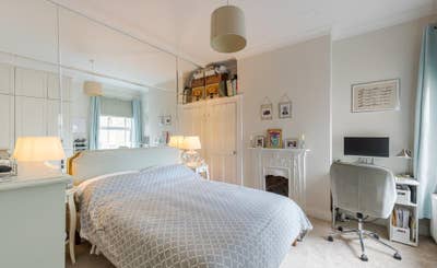 Modern Double Ensuite Room in Clapham Common Main Photo
