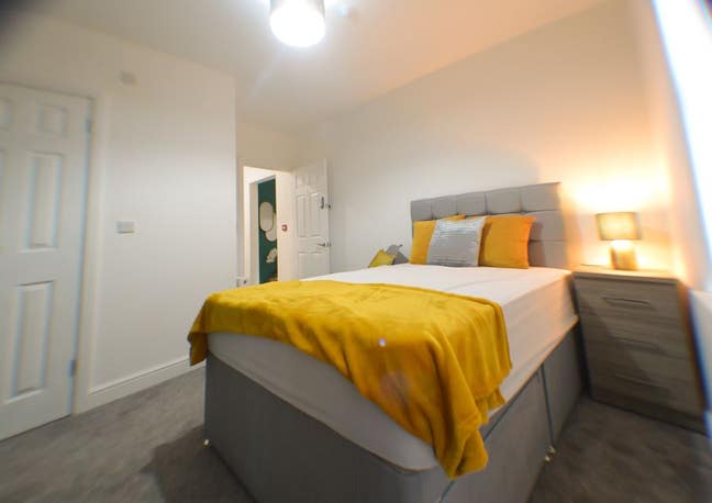 🚨  New City Centre En Suite Room 🚨 Main Photo