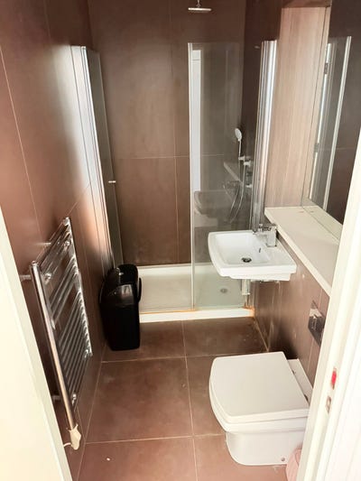 Luxury Large Studio at Trinity  Square Main Photo