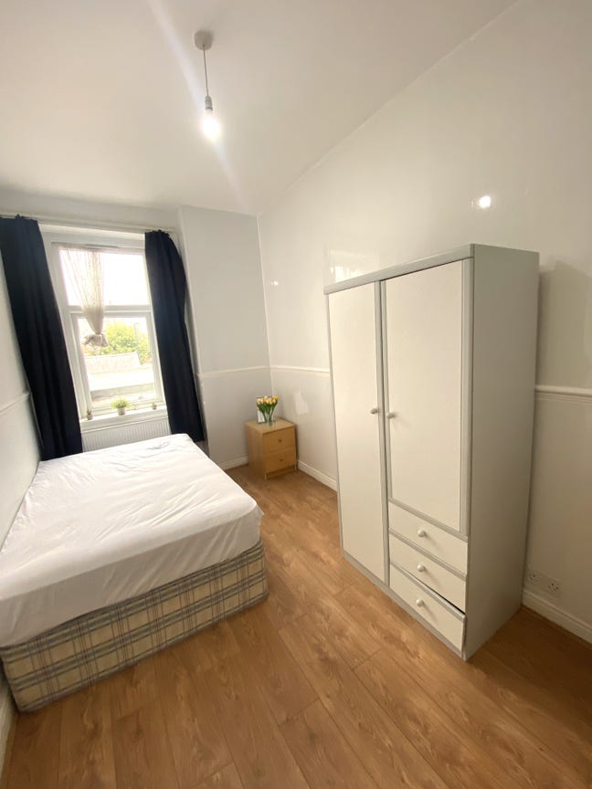 Available Now - Fenham All-Inclusive Rooms Main Photo