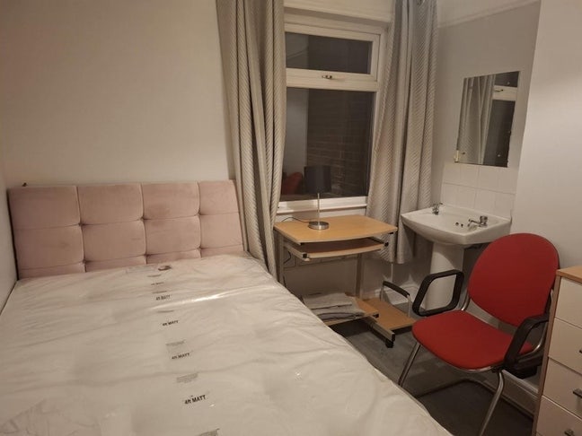 Room Available to Rent- Belfast Main Photo