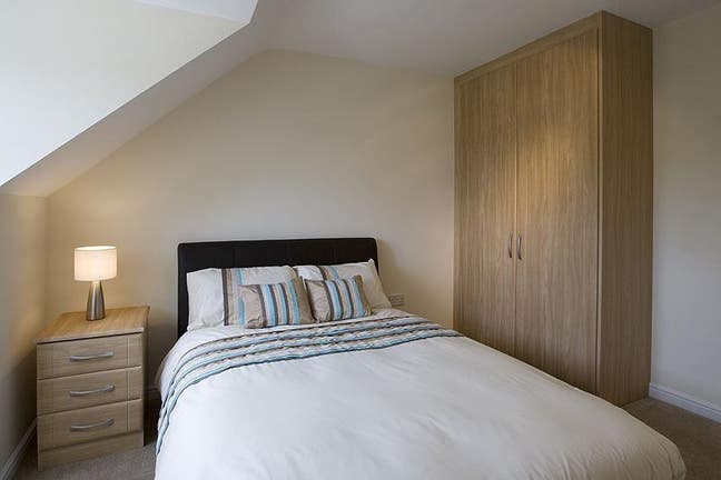 Double Rooms- Universal Credit Welcome Leeds Main Photo