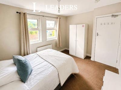 Room Available Now - Connah's Quay Main Photo