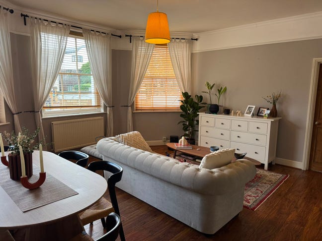 Charming & Modern 1 Bedroom Flat in Gated Compound Main Photo