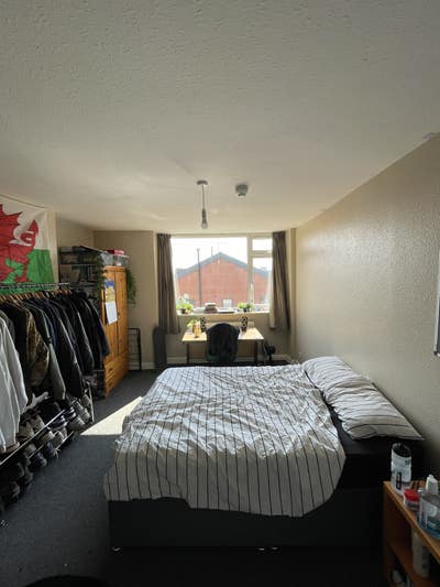 Room Available in Stokes Croft Highstreet Main Photo