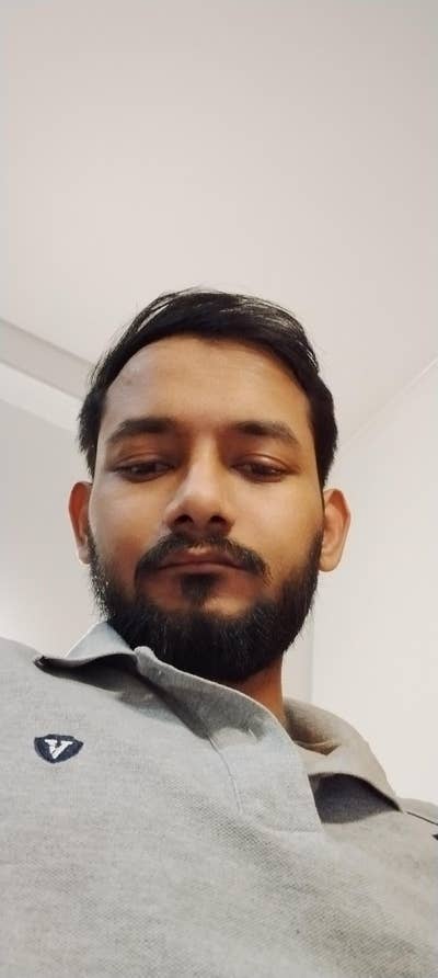 Student Male seeks a single or double room Main Photo