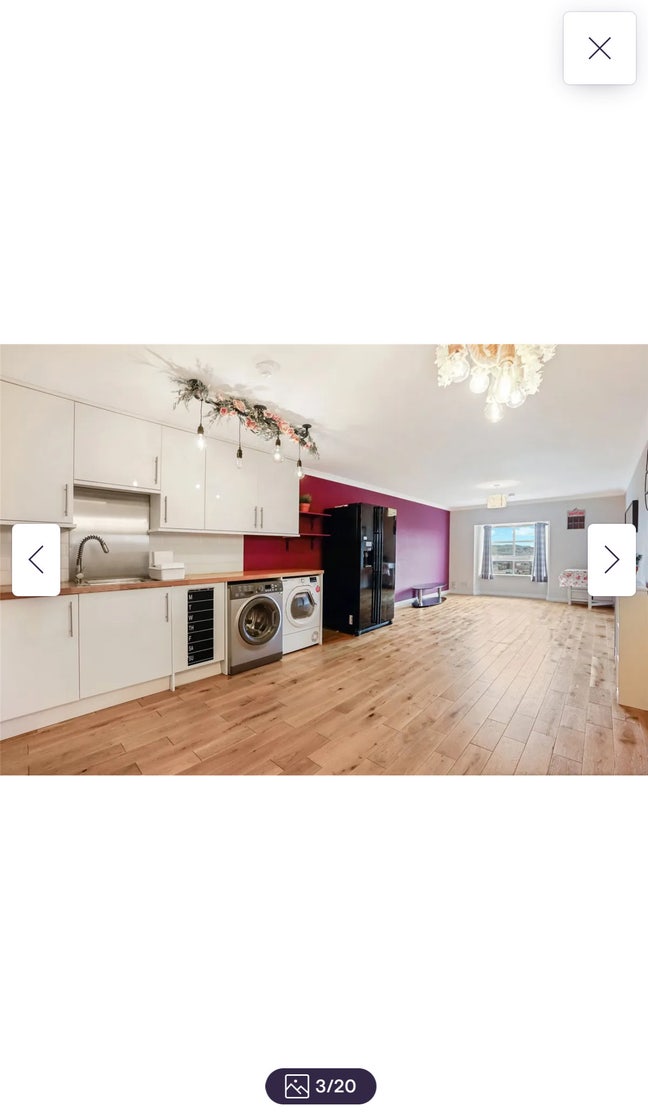 Spacious 3 bedroom 2 bathroom flat in Dundee Centr Main Photo
