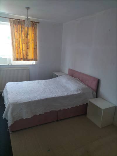 Cozy Double Bed Room Main Photo