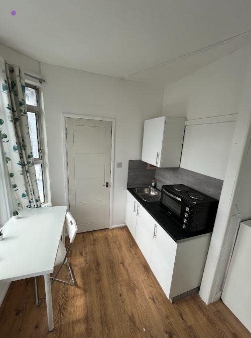 Studio Flat for Couple or 2 Friends Main Photo