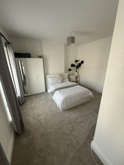 Large Double Room in S2 Area Main Photo