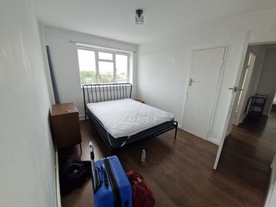 Double bed room Mornington crescent Main Photo