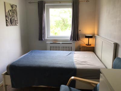 Double room in central Milton Keynes Main Photo