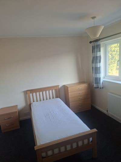 Room to rent in nr7 heartsease  Main Photo