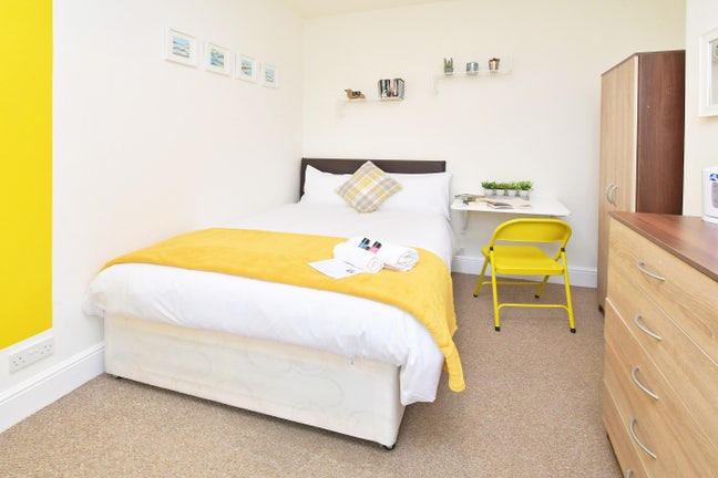 Furnished Double Room Available from August Main Photo