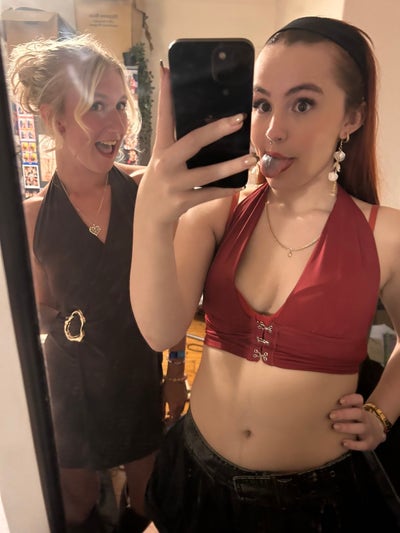 Urgently Looking for Two New Housemates  Main Photo