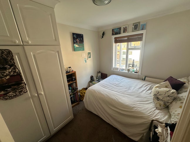 Double Room in Nice side of Paddington Main Photo