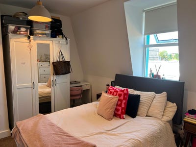 Bright Double Room in West Norwood Main Photo