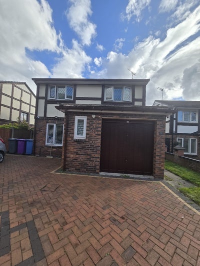 En-Suite Room, private entrance,parking&bills-L12 Main Photo