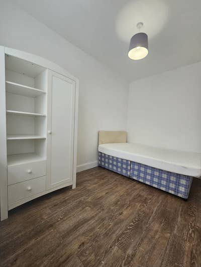 Stunning 3-Bed Flat | Rent Whole Flat I CV1  Main Photo