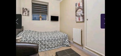  Spacious  Super Room  Baker St. Main Photo
