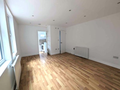 Cosy Studio 3min from Palmers Green Main Photo