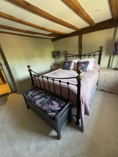 Double Bedroom En suite and Kitchen Snug Main Photo