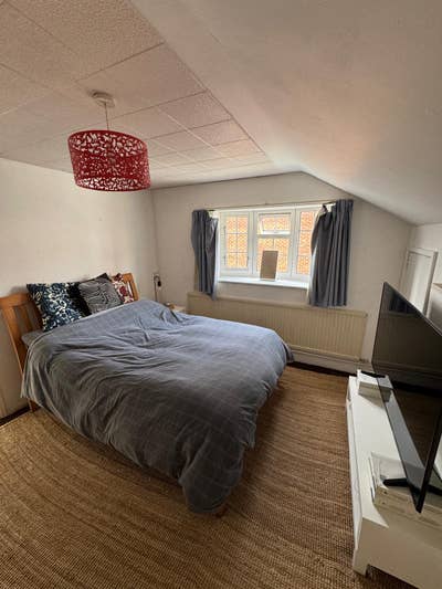 Double room with large ensuite Main Photo