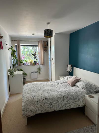 Cute room in student flat Main Photo