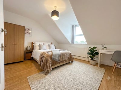     Double Room in Norwood Junction – Bills Includ Main Photo