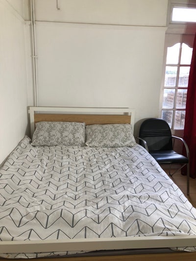 En-suite / Double / Sigle room for rent Main Photo