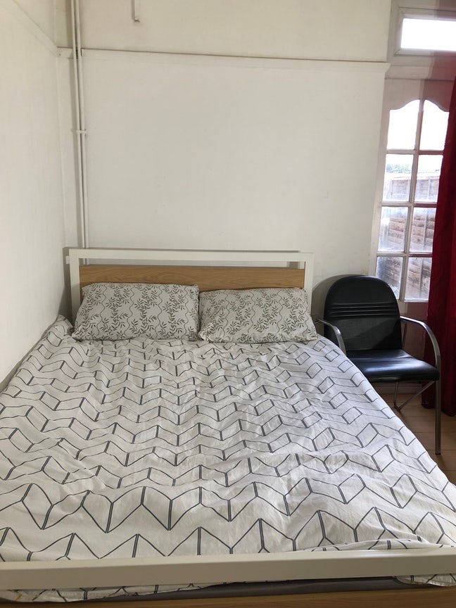 En-suite / Double / Sigle room for rent Main Photo
