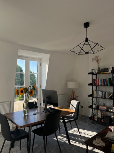 Large Bedroom in 2-bed in Little Venice  Main Photo