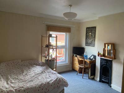 Single room available in NR2 shared house Main Photo