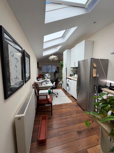 2 Bed Flat, Ruxley Lane, KT19 Main Photo