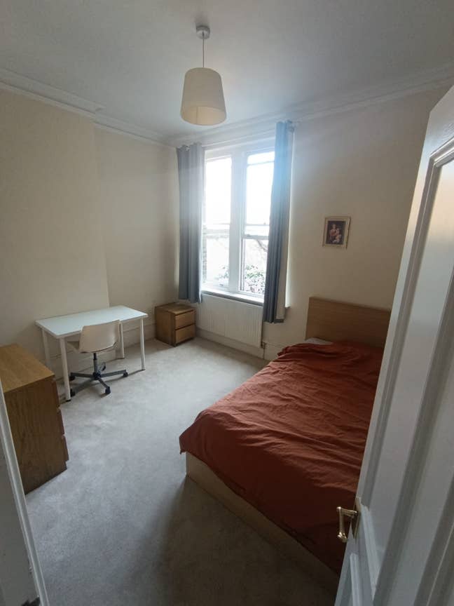 Spacious Ensuite Double Room – 7 mins Denmark Hill Main Photo