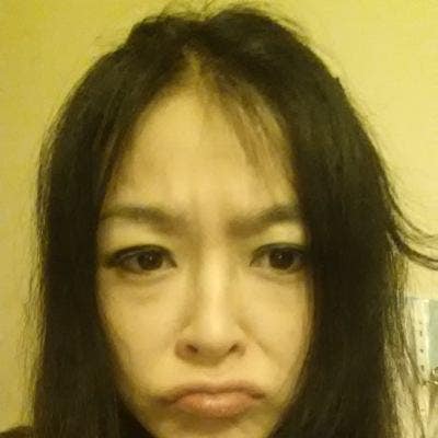 Professional Female seeks a single or double room Main Photo