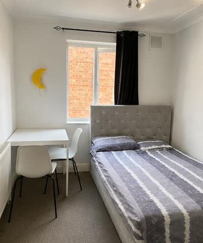 🏡 Double Room Available In Romford RM6 Main Photo