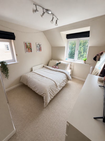 Double Room Available in Lovely 2-Bed Flat Main Photo