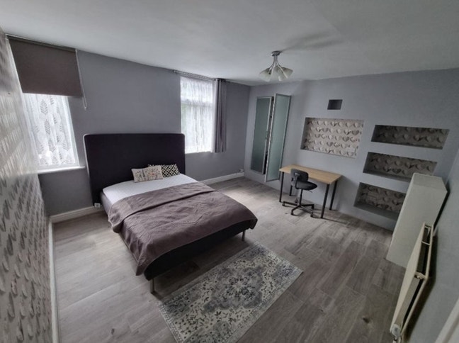 ✨️Large Double Room - 10min 🚎 2 City Centre Main Photo
